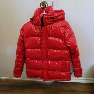 TNA SUPER PUFF LAQUAR WOMEN'S XS GLOSSY RED